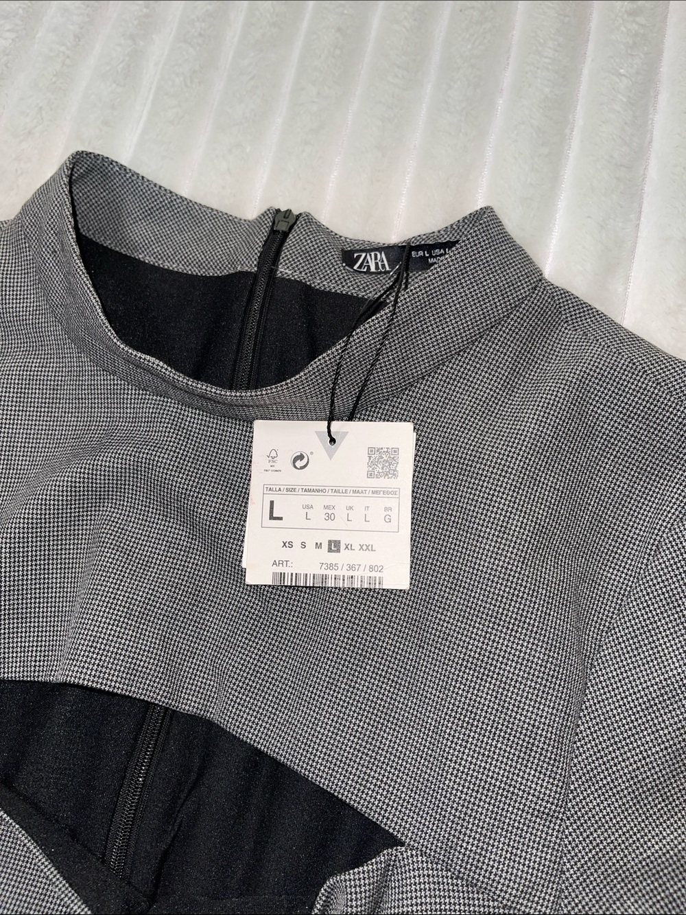 Zara Gray Long-Sleeve Shift Dress with Front Cutout NWT | Size Large - Picture 3 of 9